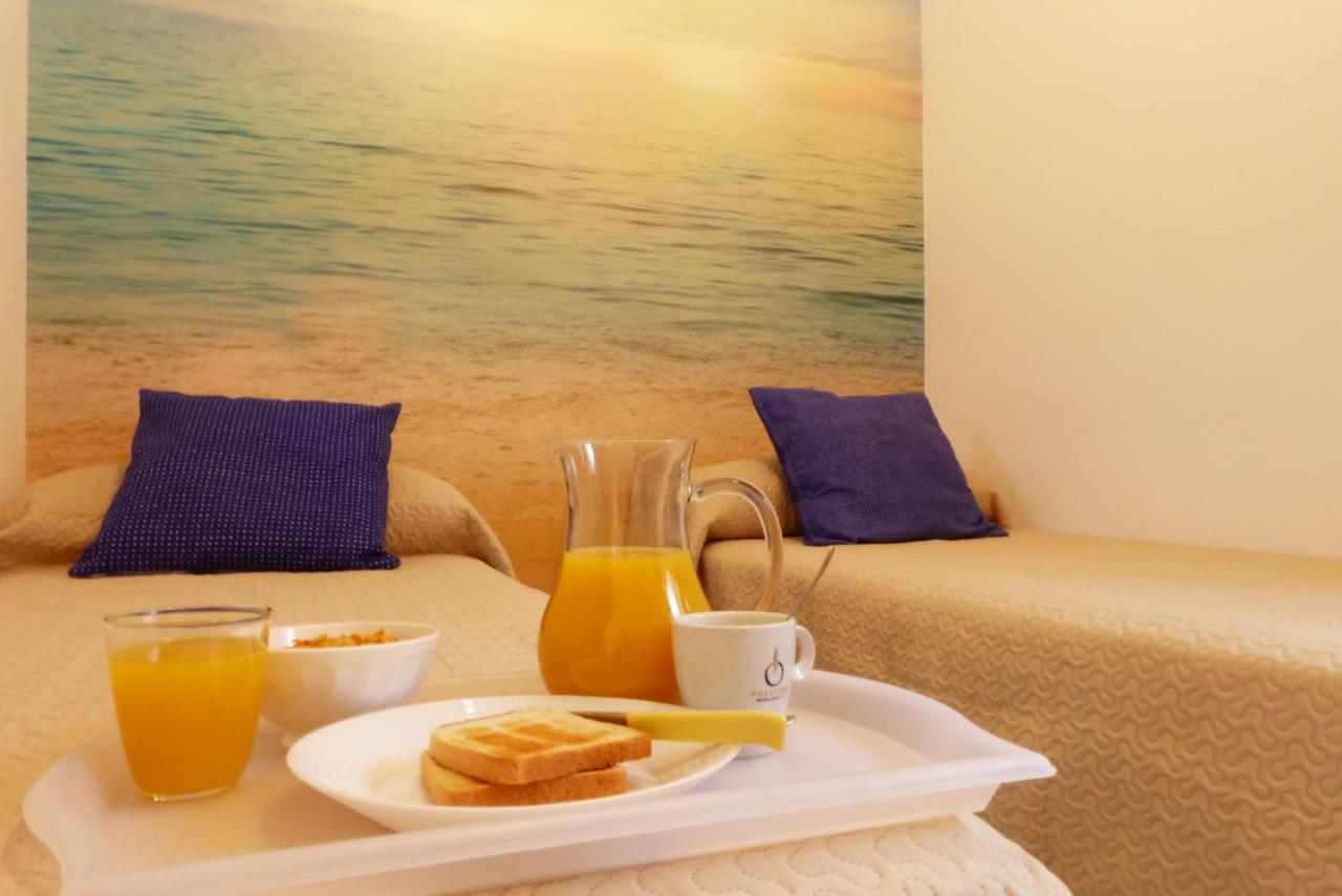 베날마데나코스타 Studio With Access To The Garden. Open Pool. Beach Very Close. Wifi & Netflix Free 아파트 외부 사진