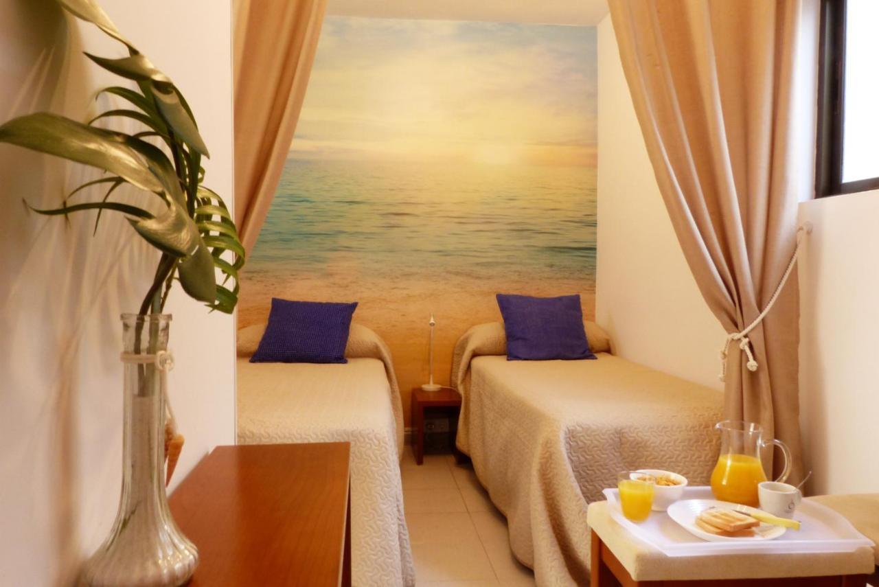 베날마데나코스타 Studio With Access To The Garden. Open Pool. Beach Very Close. Wifi & Netflix Free 아파트 외부 사진