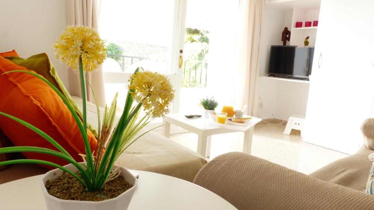 베날마데나코스타 Studio With Access To The Garden. Open Pool. Beach Very Close. Wifi & Netflix Free 아파트 외부 사진