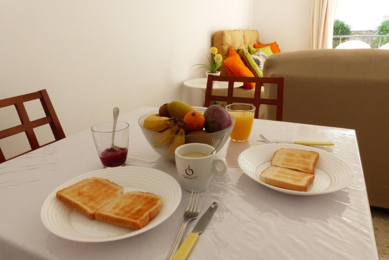 베날마데나코스타 Studio With Access To The Garden. Open Pool. Beach Very Close. Wifi & Netflix Free 아파트 외부 사진