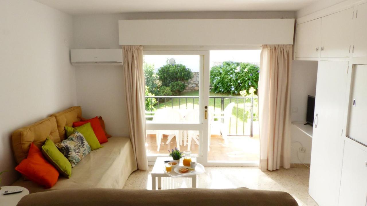 베날마데나코스타 Studio With Access To The Garden. Open Pool. Beach Very Close. Wifi & Netflix Free 아파트 외부 사진