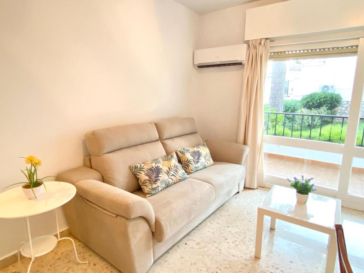 베날마데나코스타 Studio With Access To The Garden. Open Pool. Beach Very Close. Wifi & Netflix Free 아파트 외부 사진